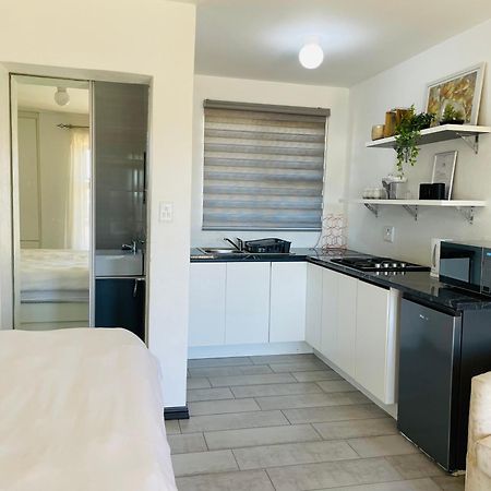 Moh Ville Guest House Масеру Екстер'єр фото
