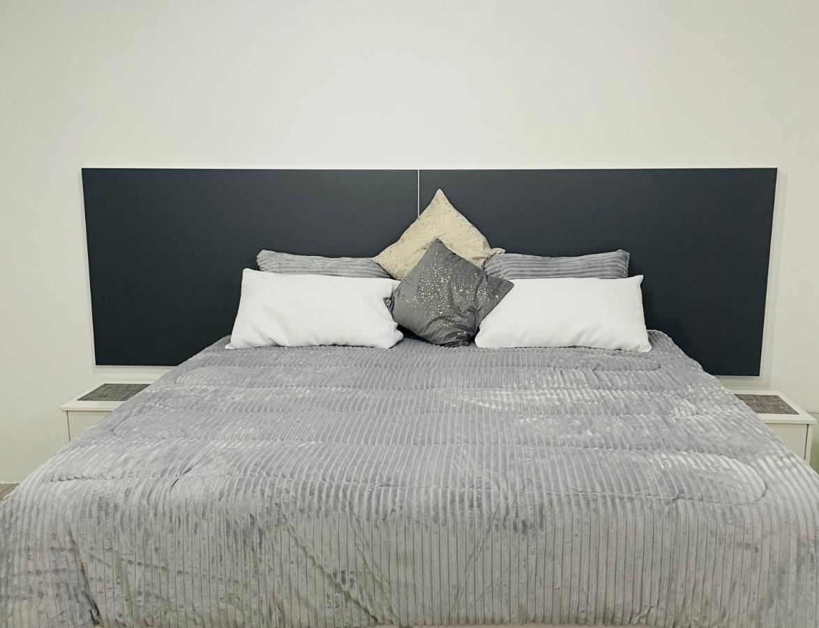 Moh Ville Guest House Масеру Екстер'єр фото