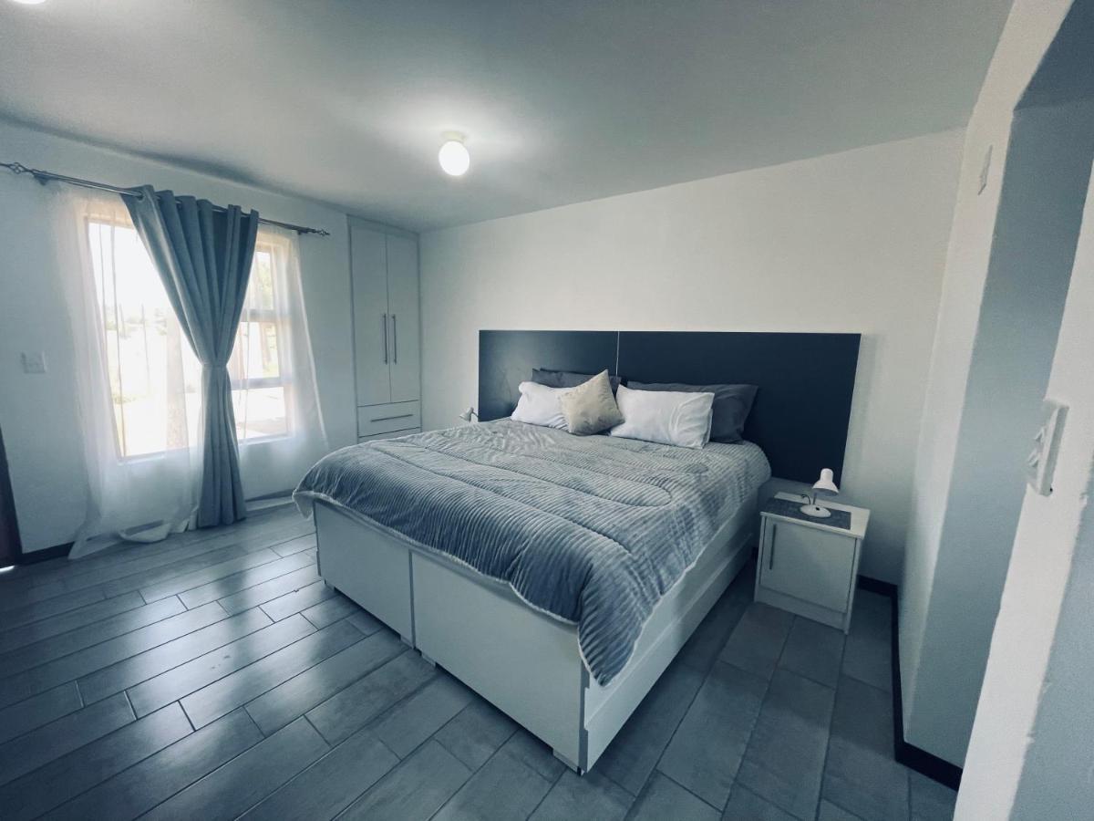 Moh Ville Guest House Масеру Екстер'єр фото